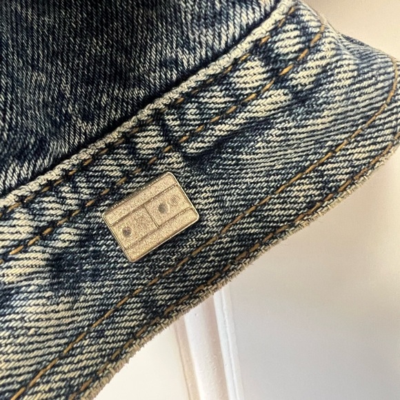 Vintage Tommy Hilfiger  Denim Jacket size XL - Picture 4 of 10